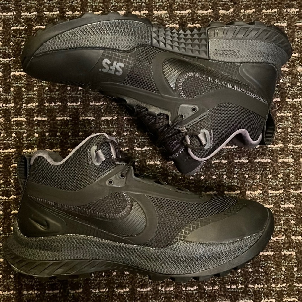 Nike React SFS Carbon Sneaker Shoes NWT